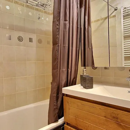 Lejlighed 2 Pieces Avec Balcon A La Plagne, 100m Des Pistes - Fr-1-455-144 *